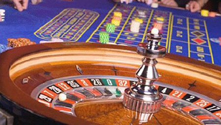 Những điều kiện cụ thể hơn đối với người Việt Nam chơi tại các casino trong nước sẽ được Thủ tướng Chính phủ trực tiếp quy định.